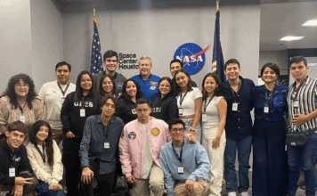 Ganadores de Reto Marte 2023 participaron en formación en la NASA News Space Center